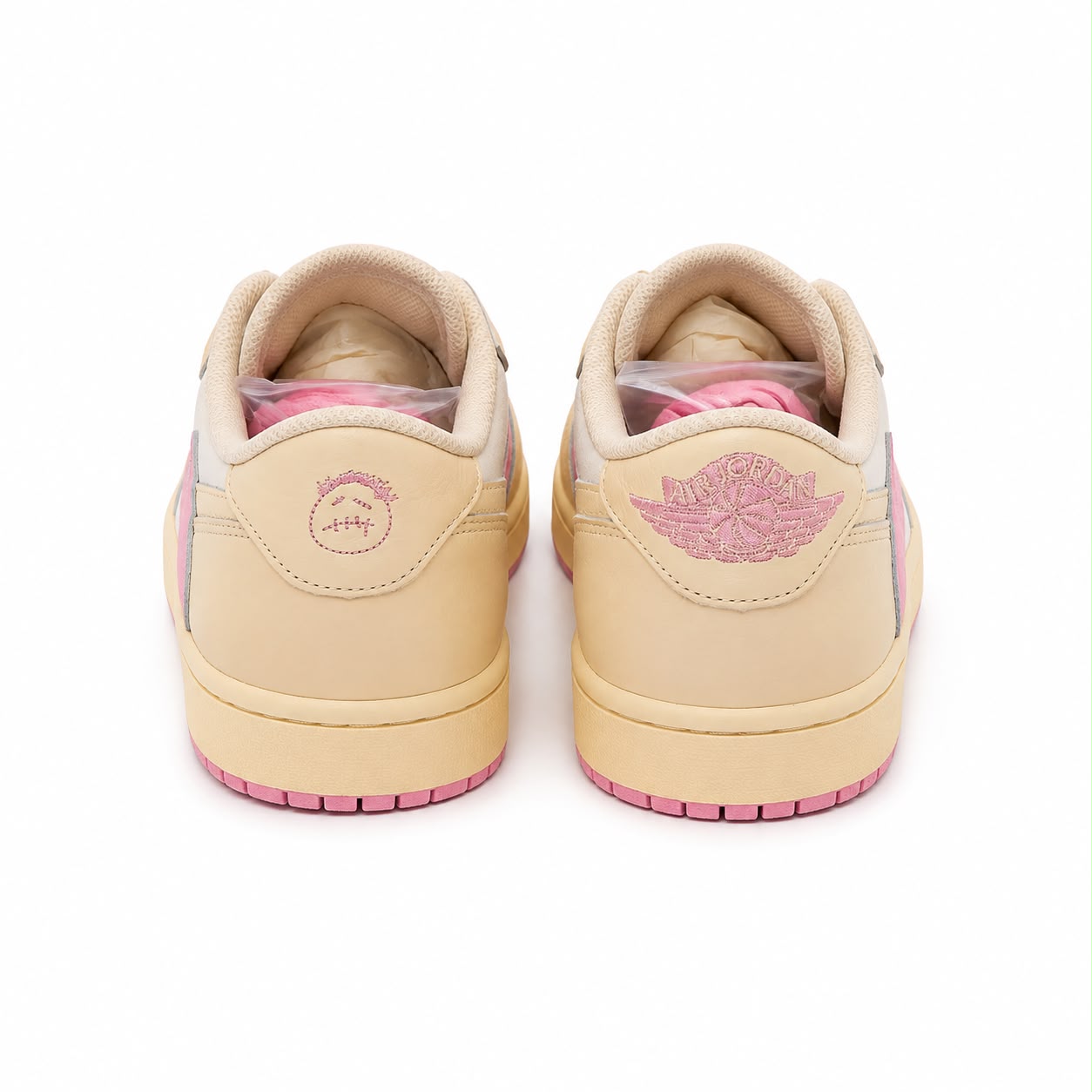 NIKE Air Jordan 1 Retro Low - Image 2